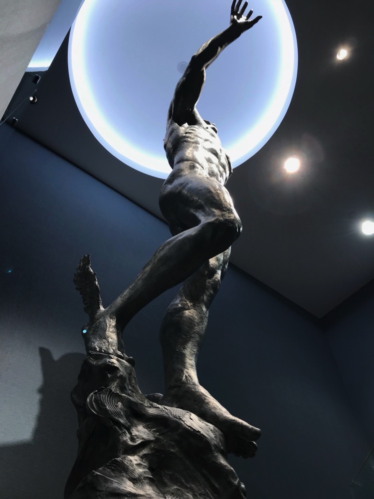 Mercury stainless steel sculpture installed at the Los Angeles Athletic Club