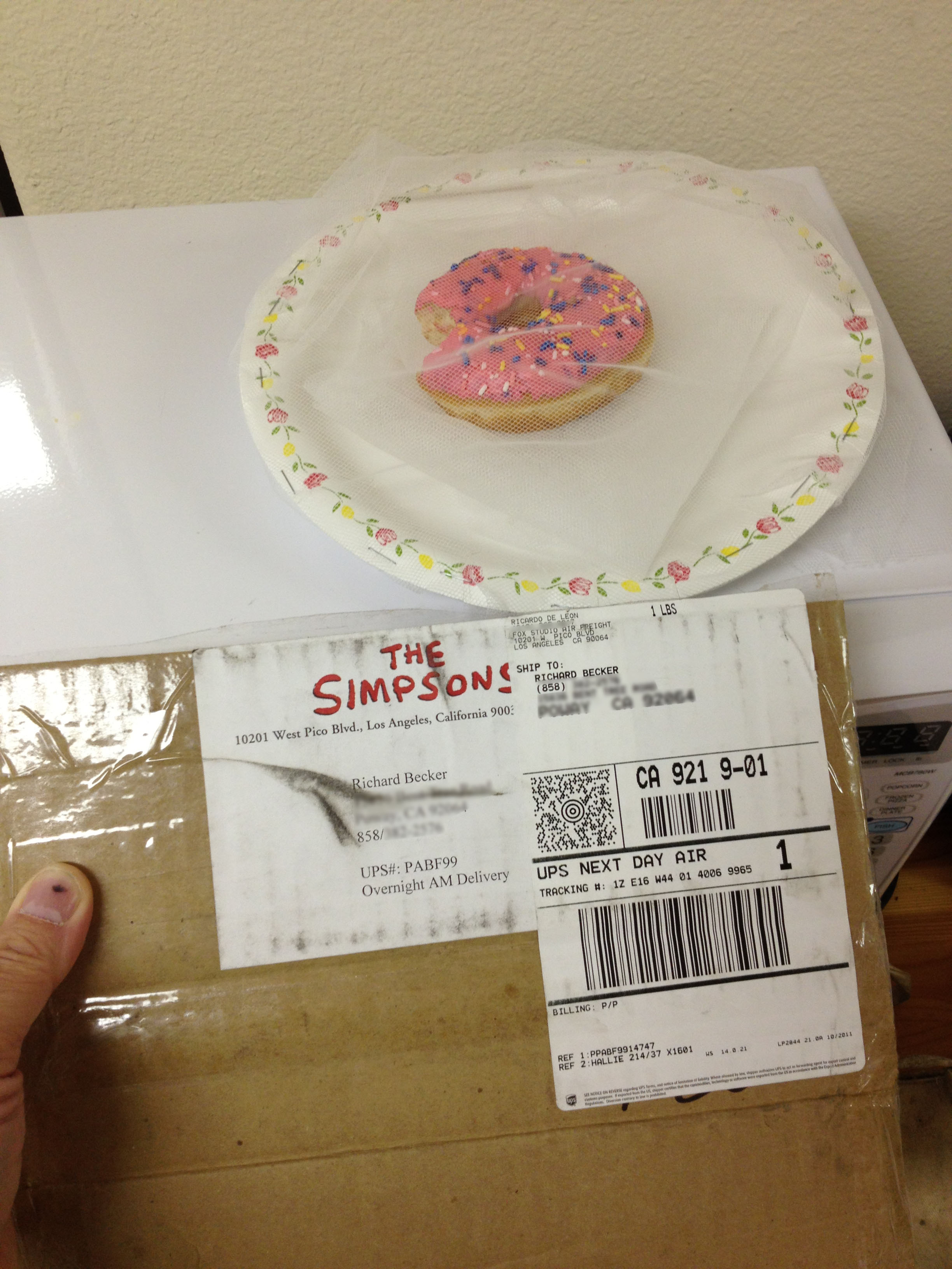 donut bitten by simpsons matt groening