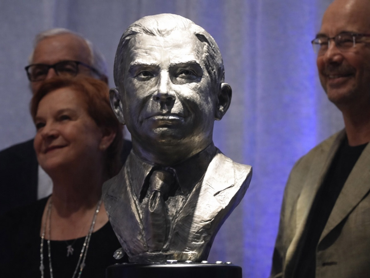 Unveiling event for the Sam Skaggs sculpture at Scripps Research with members of the Skaggs family and institutional leadership.